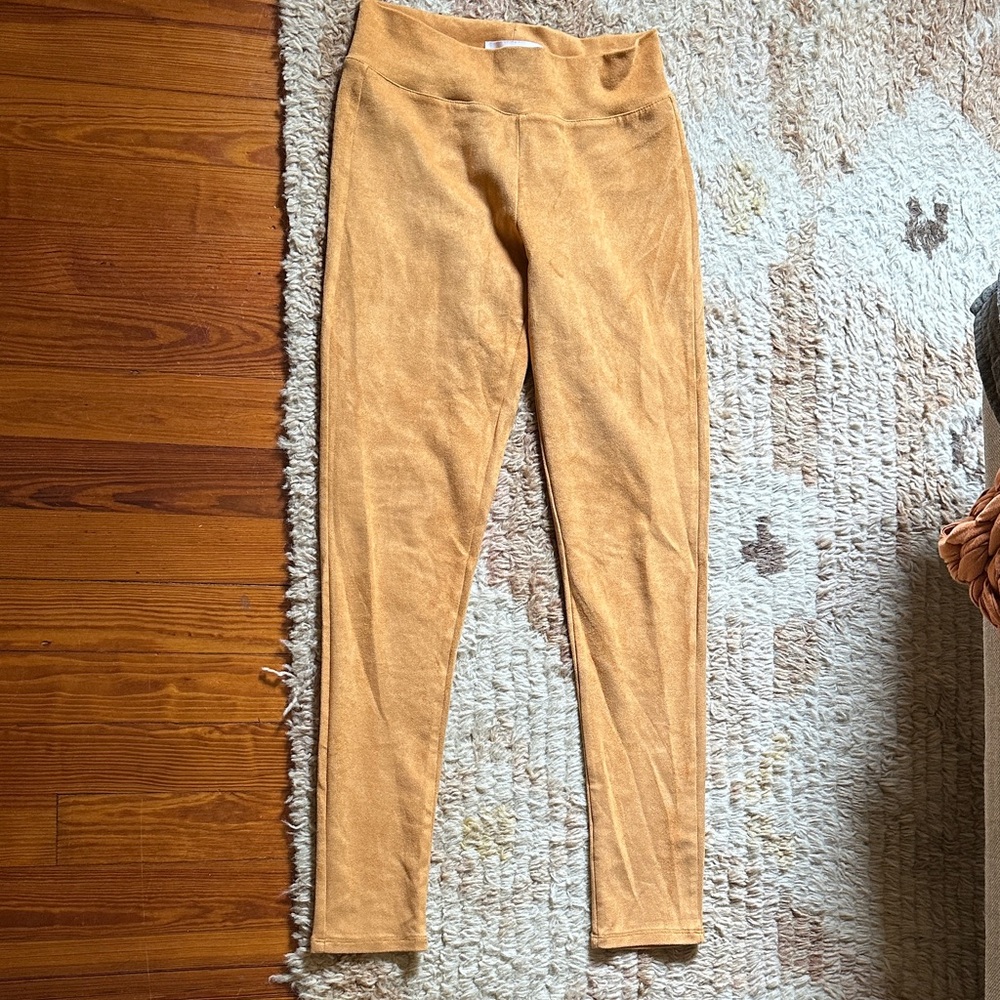 Buttery Soft Faux Suede Stretch Leggings in Camel / Honey Gold